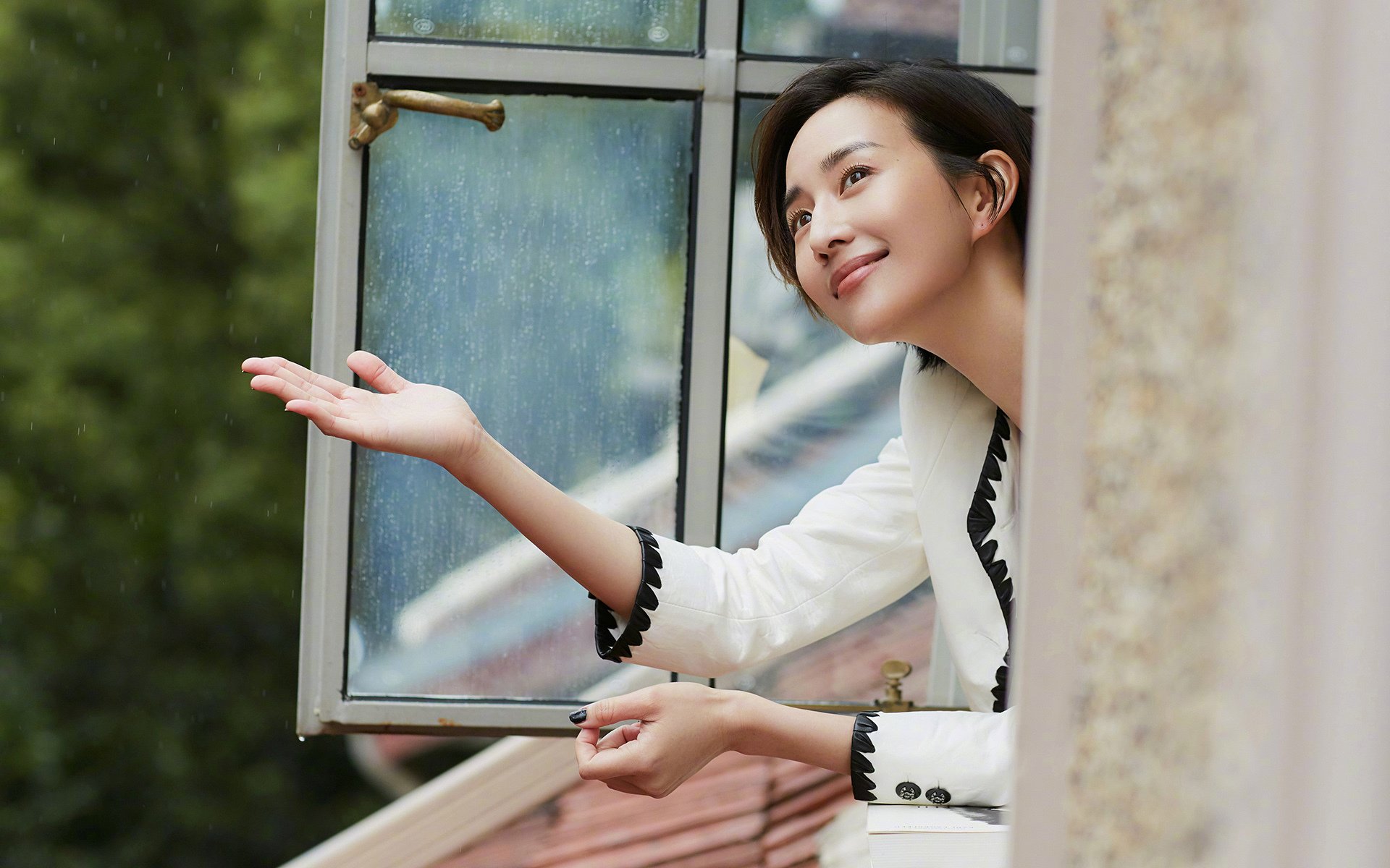 中国女篮加强对抗练习提升身体素质,中国女篮真棒