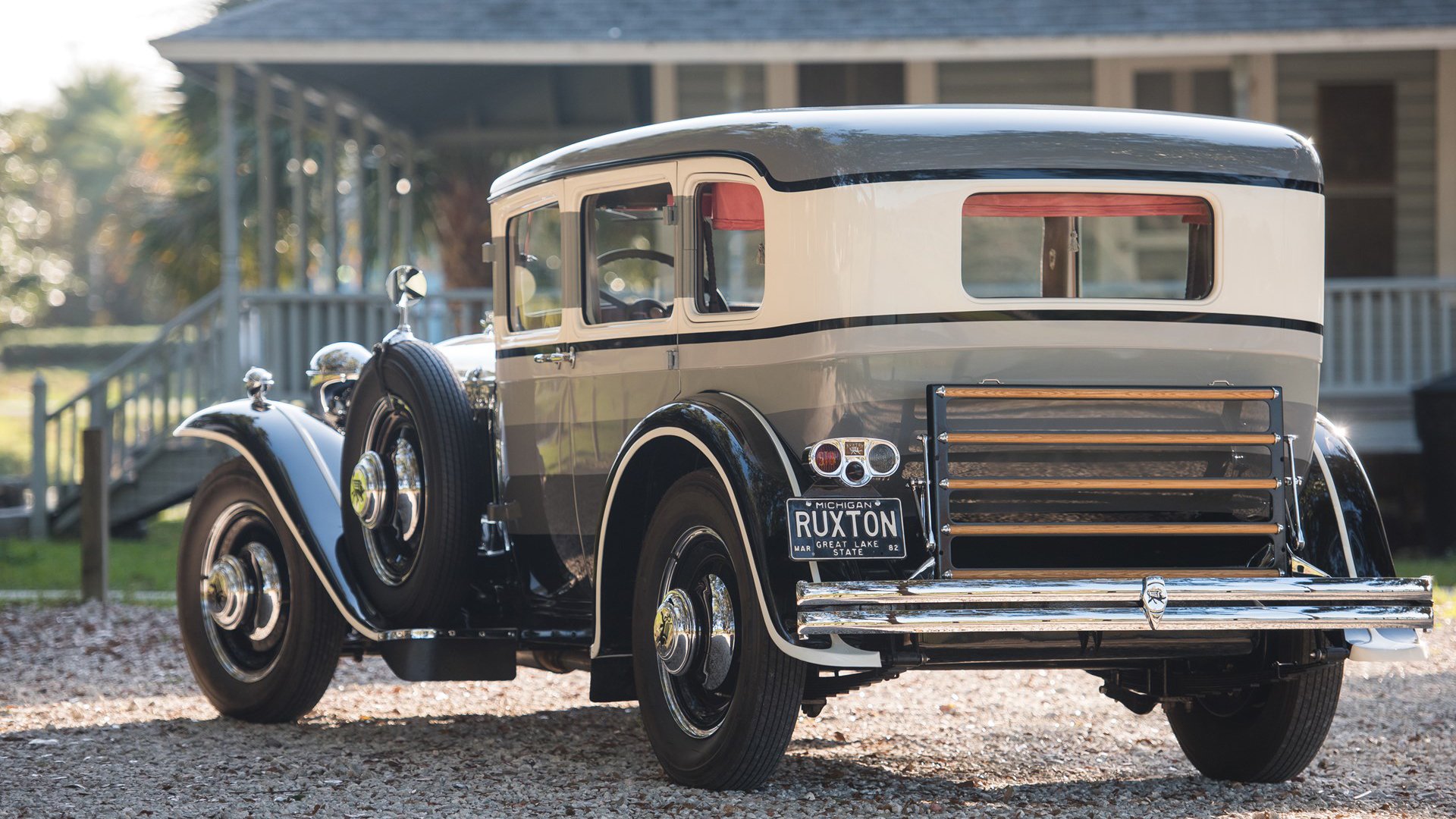 划频波动对成绩影响的实证分析,频率与划距的关系